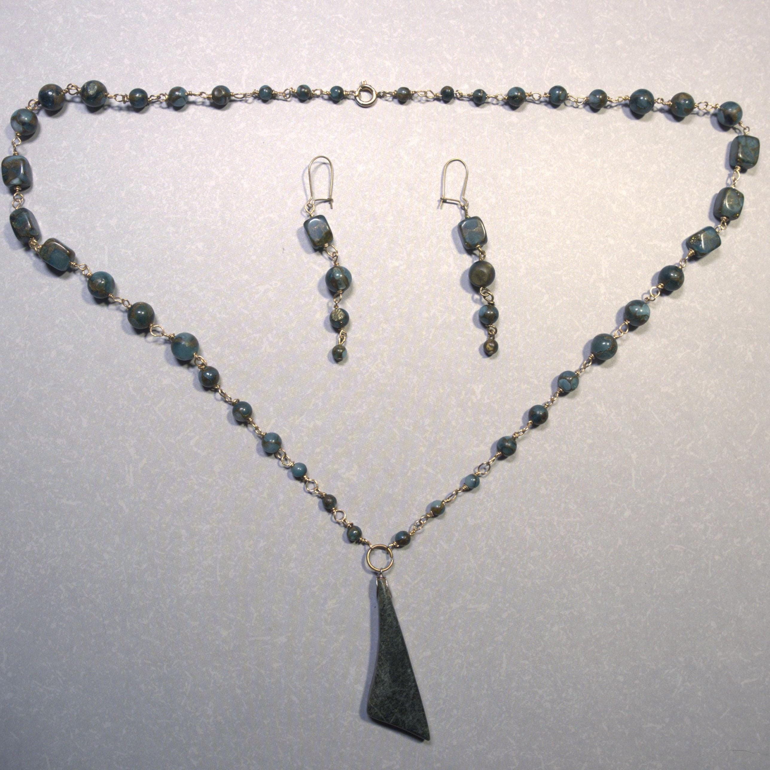 Elegant green jewelry set