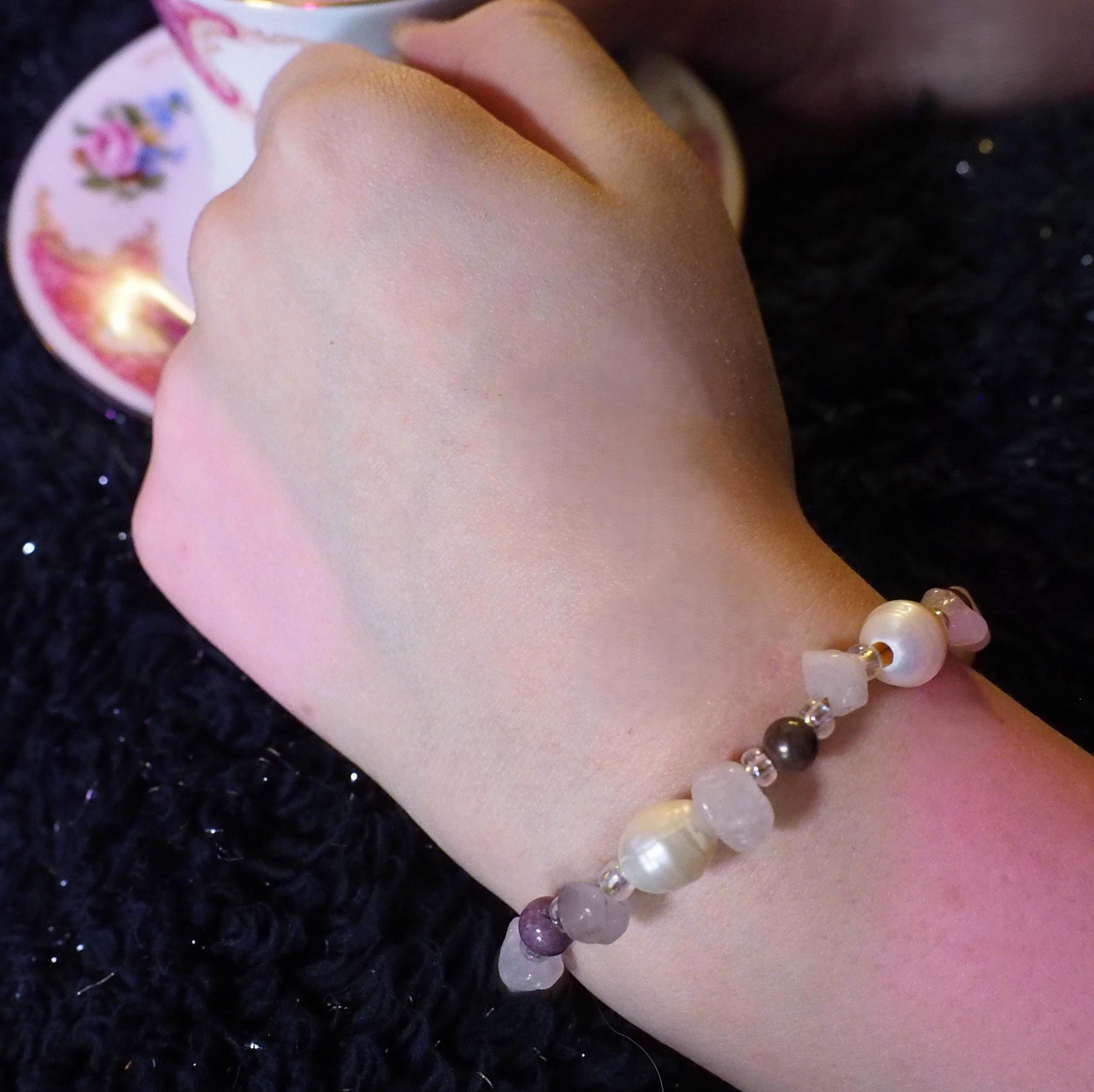 Boho wire bracelet with rose quartz, pearls and rhodonite for dates, weddings, everyday wear
