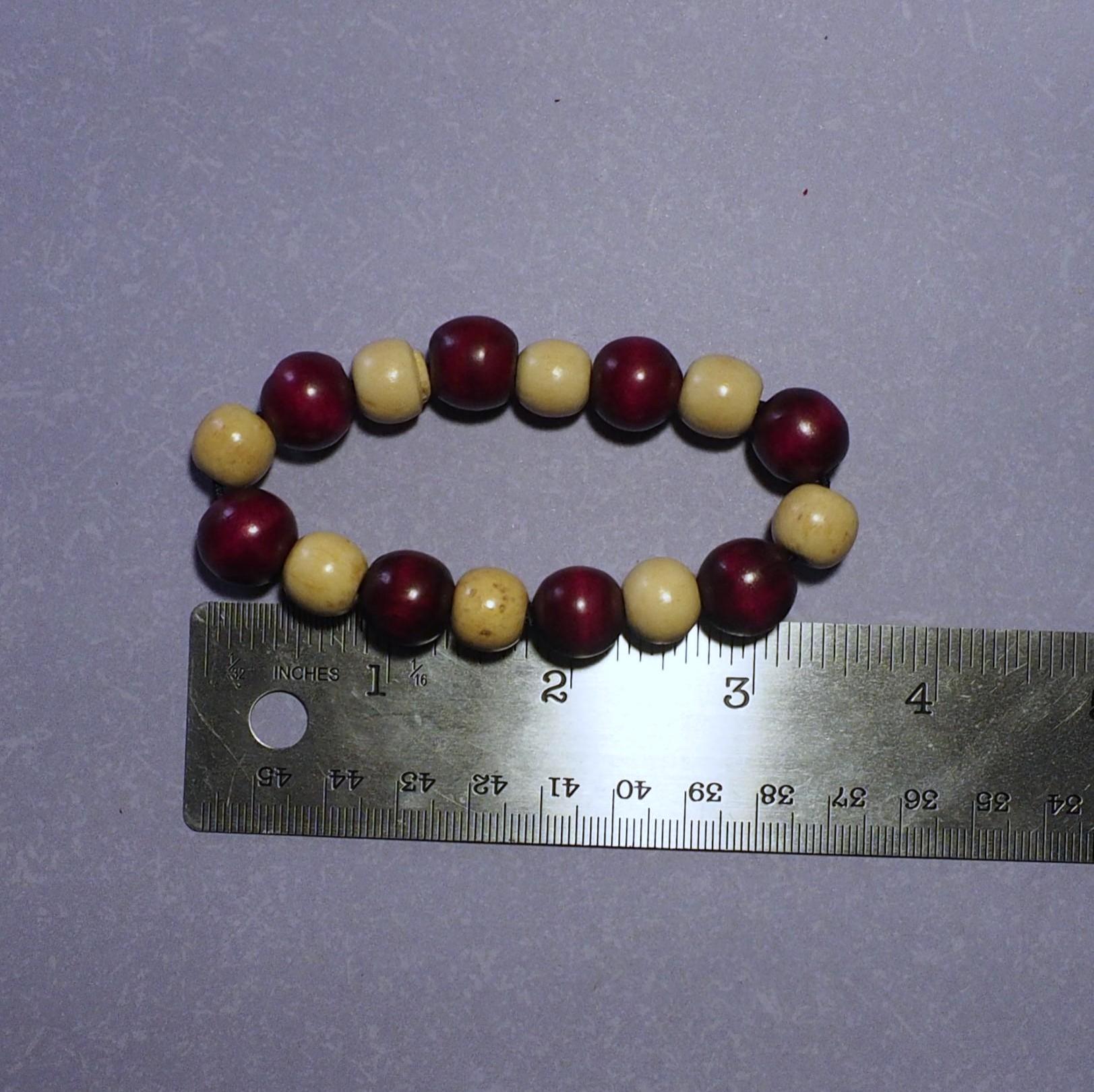 Red and beige wooden bead bracelet for everyday wear